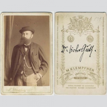 Klempfner, M.: Portraitfoto Dr. Victor Guth um 1865.