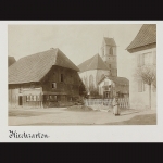 Kirchzarten. Dorfansicht mit Blick auf die Kirche (Baden-Württemberg).