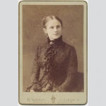 Handoy, Heliodore (Liège): Aufnahme einer jungen Frau, um 1875