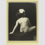 C. Hirsbrunner & Cie.: Rückenakt eines junges Mädchens um 1920 (III)