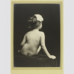 C. Hirsbrunner & Cie.: Rückenakt eines junges Mädchens um 1920 (II)