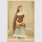 Chalot Phot, Paris: Meisterhaft koloriertes Kabinettfoto um 1890