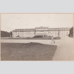 Schloß Schönbrunn in Wien, frühe Aufnahme um 1870, A. F. Czihak